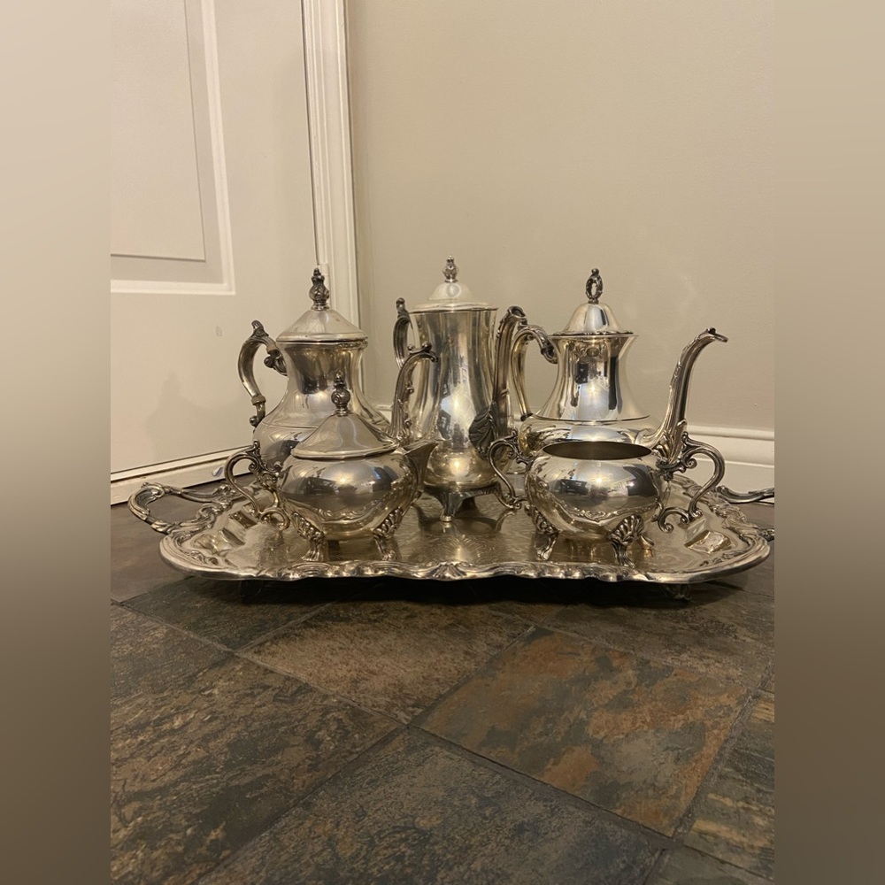 Late 19th Century Victorian FB Rogers Silver Plate Tea Coffee Set Vintage - Picture 10 of 10